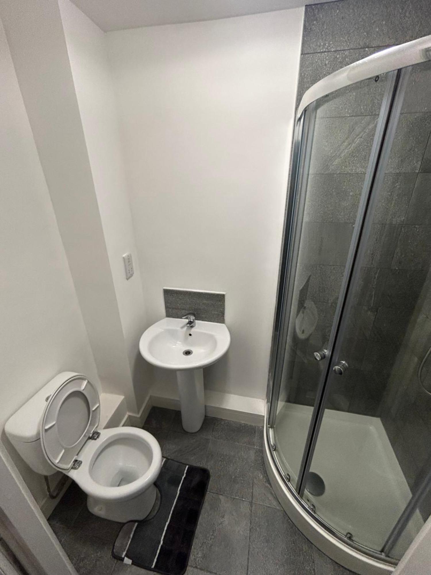 Lovely 1 Bed Apartment In Salford Manchester Buitenkant foto